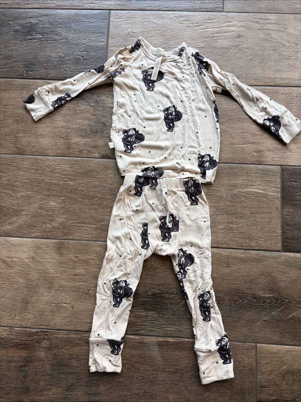 Childhood’s retro Santa Print Pajama Set
